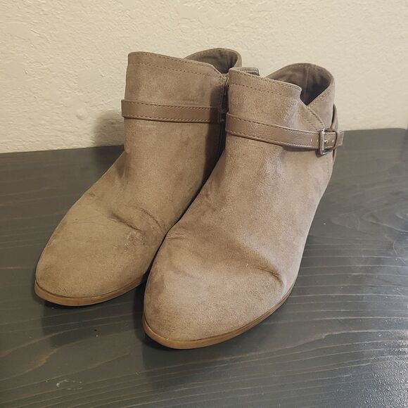 Old Navy Ankle Boots Women's Size 7 Brown - Picture 1 of 7